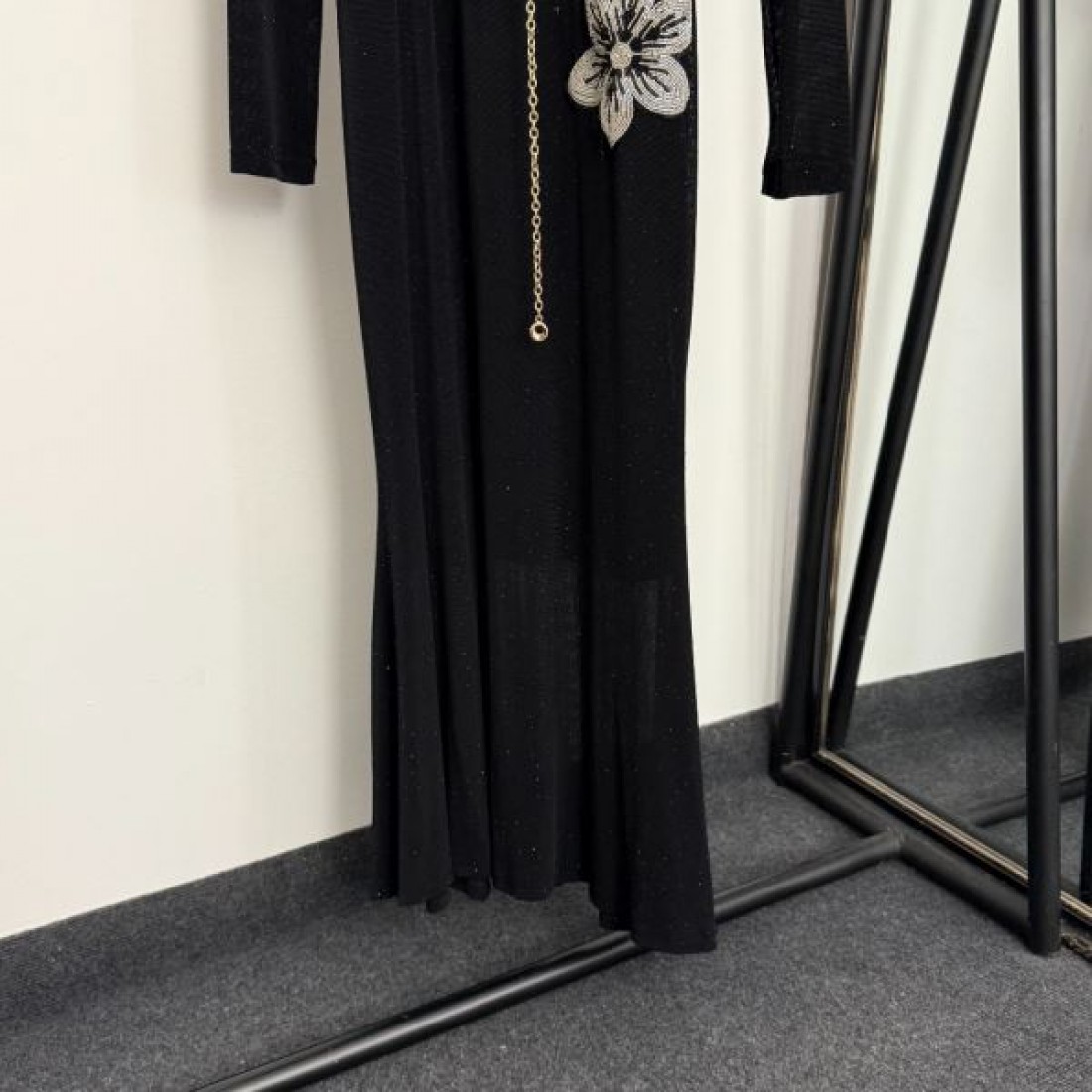  華やか セクシー 個性派 DOLCE&GABBANA ドルチェ＆ガッバーナ コピー ワンピース 存在