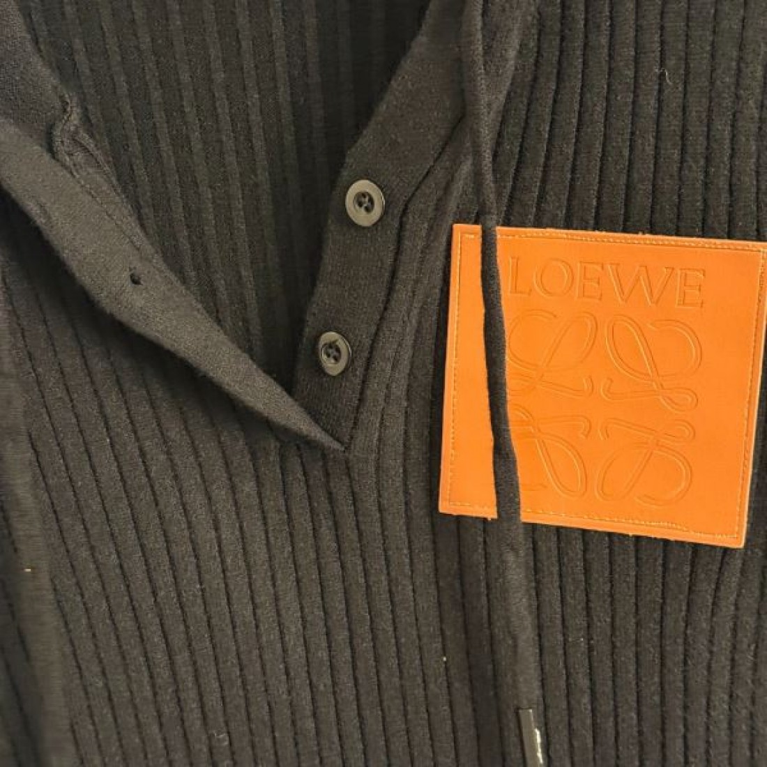 ナチュラル 上質 女性的 LOEWE ロエベ コピー ワンピース 落ち着き 大人向け