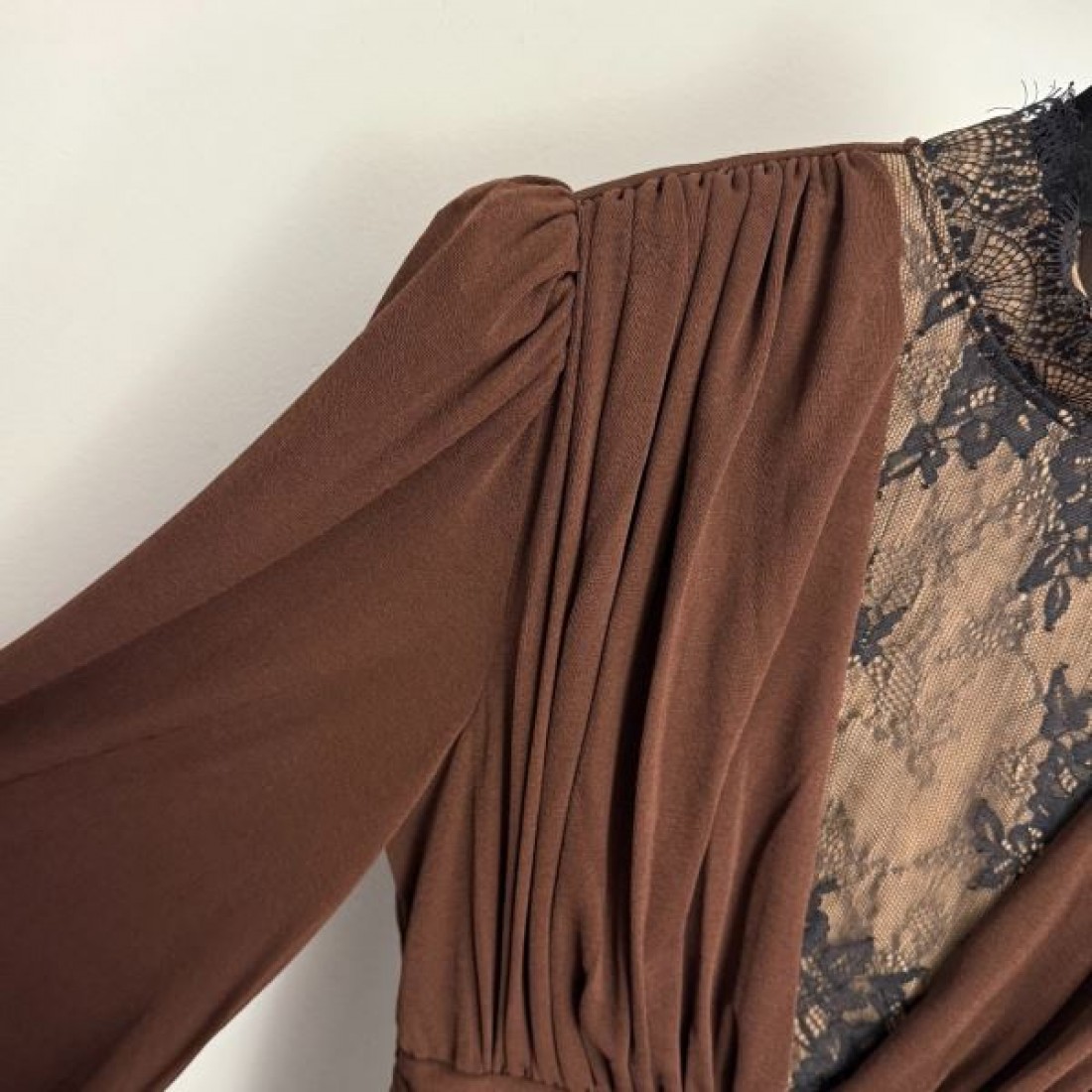 エレガント クラシック 気品 YSL イヴ・サンローラン コピー ワンピース 大人っぽい