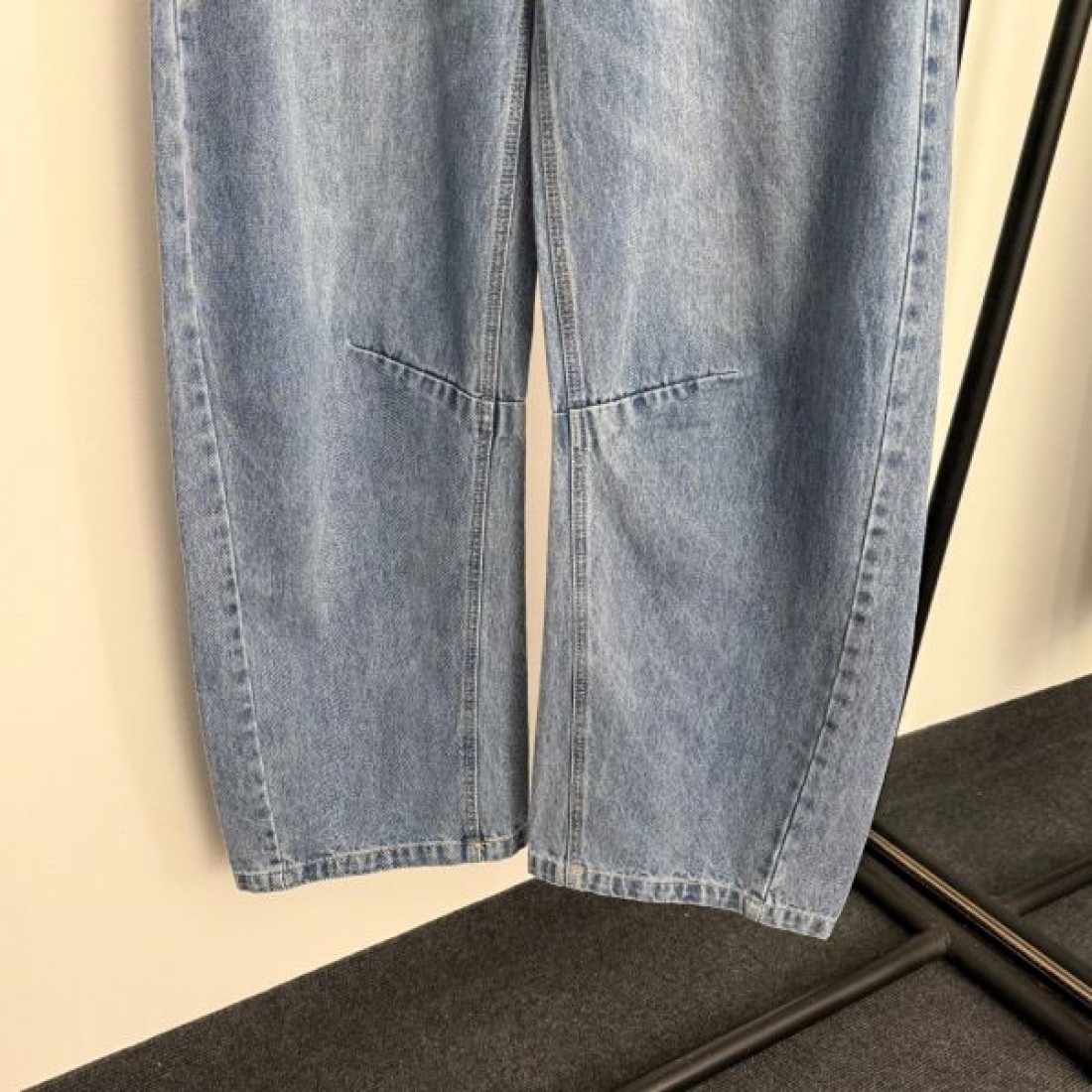  モード感 クール 都会的 ALEXANDER WANG アレキサンダーワン コピー パンツ 個性派