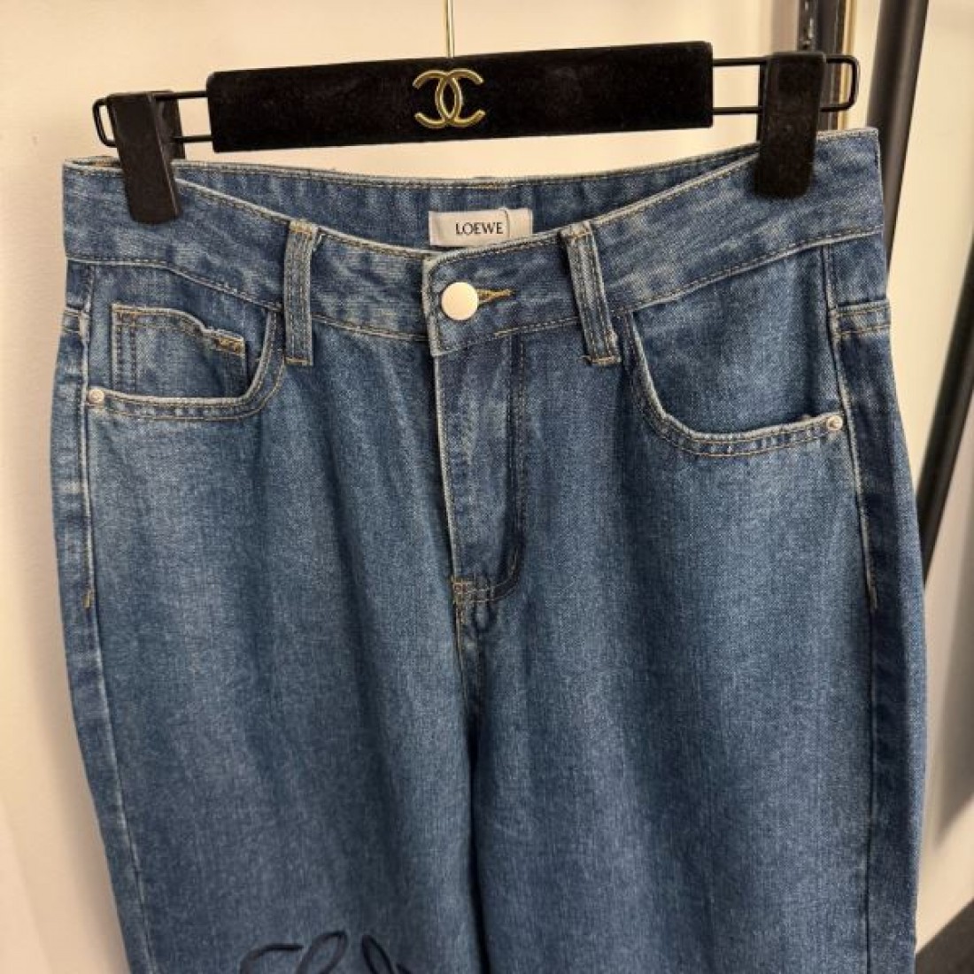 ミニマル 上質 ナチュラル LOEWE ロエベ コピー パンツ 洗練 大人向け
