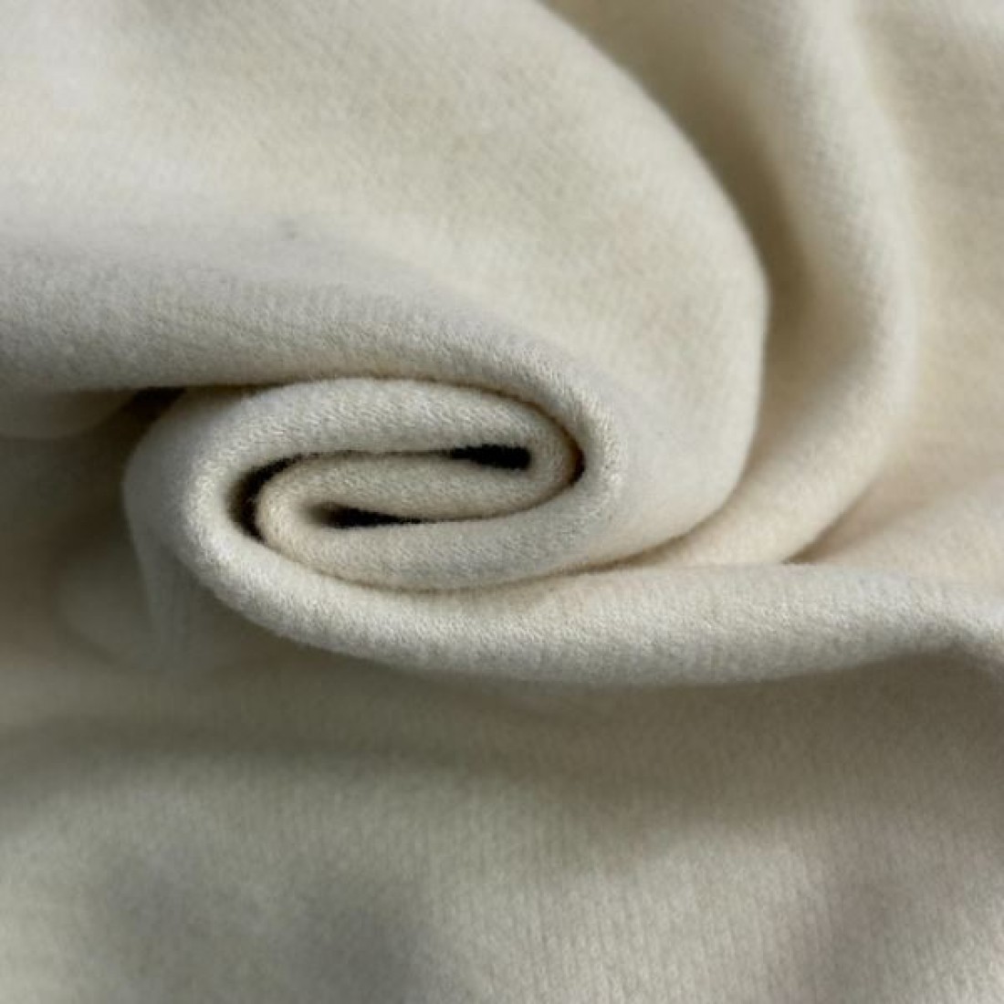 都会的 シンプル 高評価 LOEWE ロエベ コピー パンツ 上品 落ち着き 定評