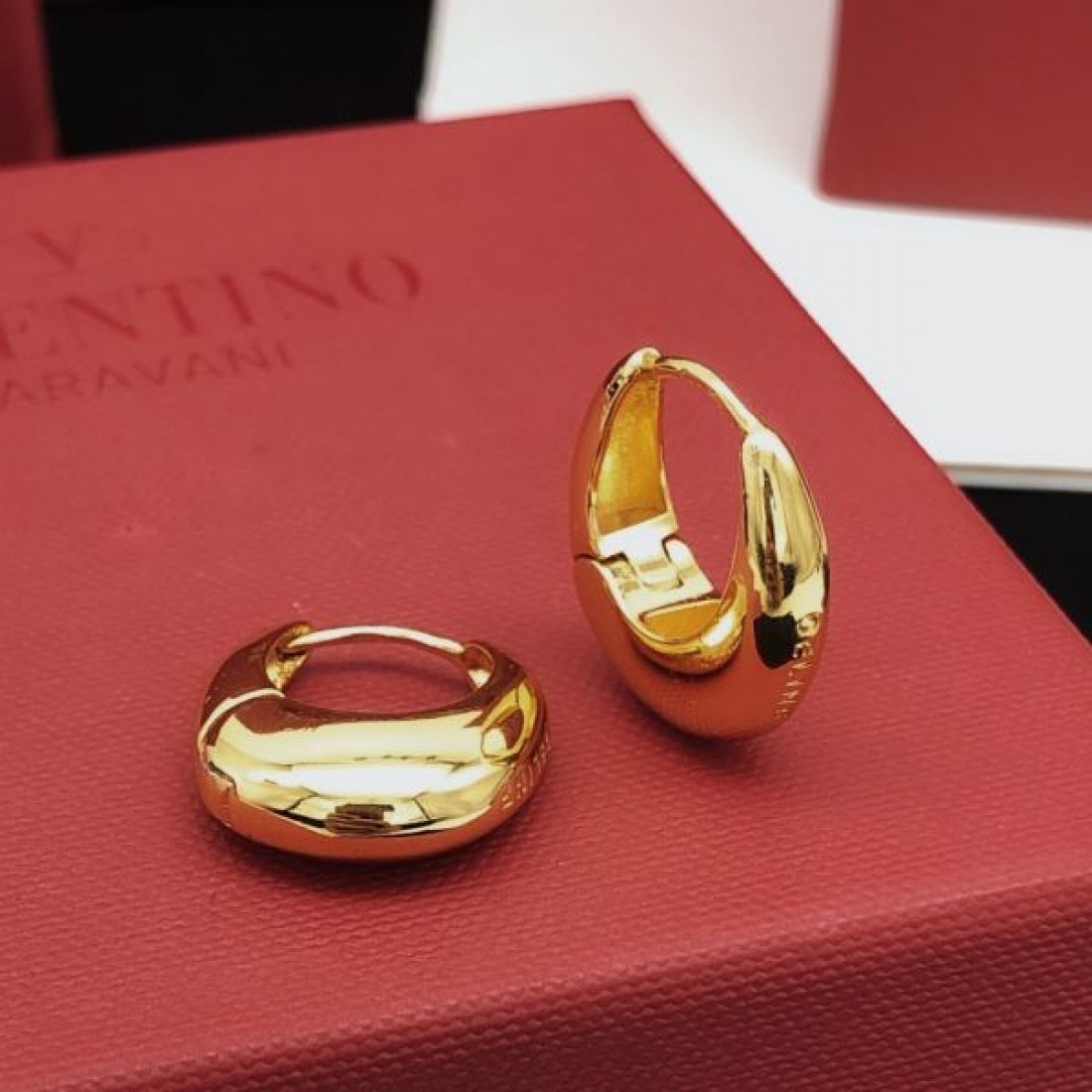 大人可愛い 上品 CELINE セリーヌ スーパーコピー イヤリング きれいめ フェミニン