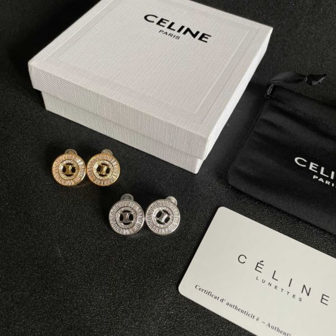 上品 洗練 CELINE セリーヌ スーパーコピー イヤリング エレガント 高級感