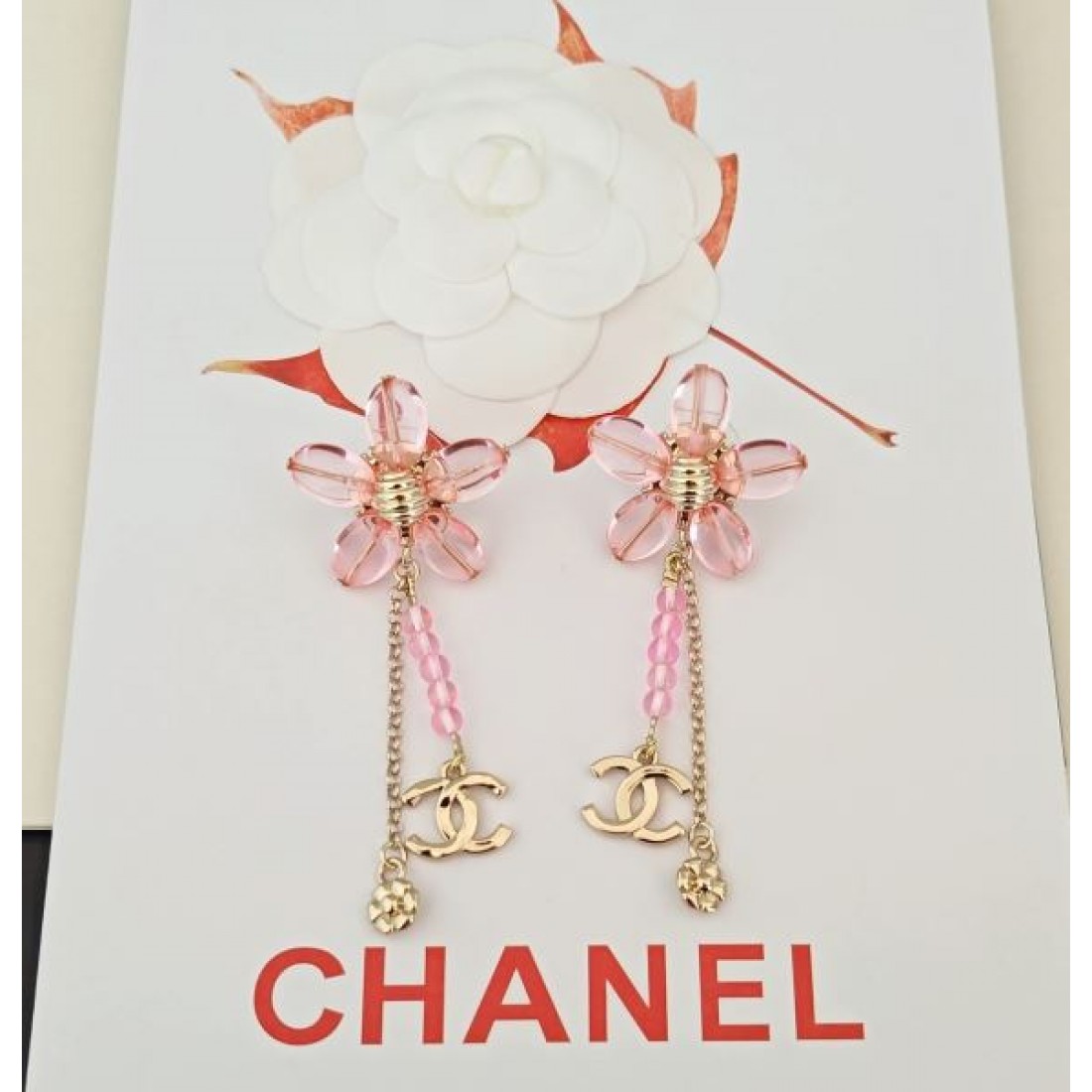 格調高い ソフト印象 CHANEL シャネル コピー イヤリング 絶妙バランス 安心品質