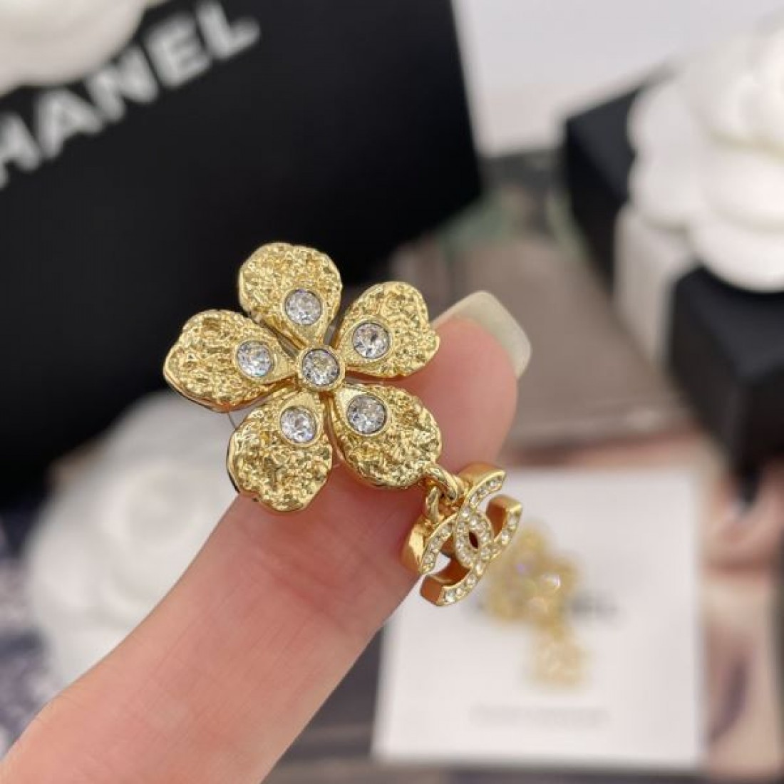 特選 上級感 CHANEL シャネル コピー イヤリング 品格際立つ 注目度抜群