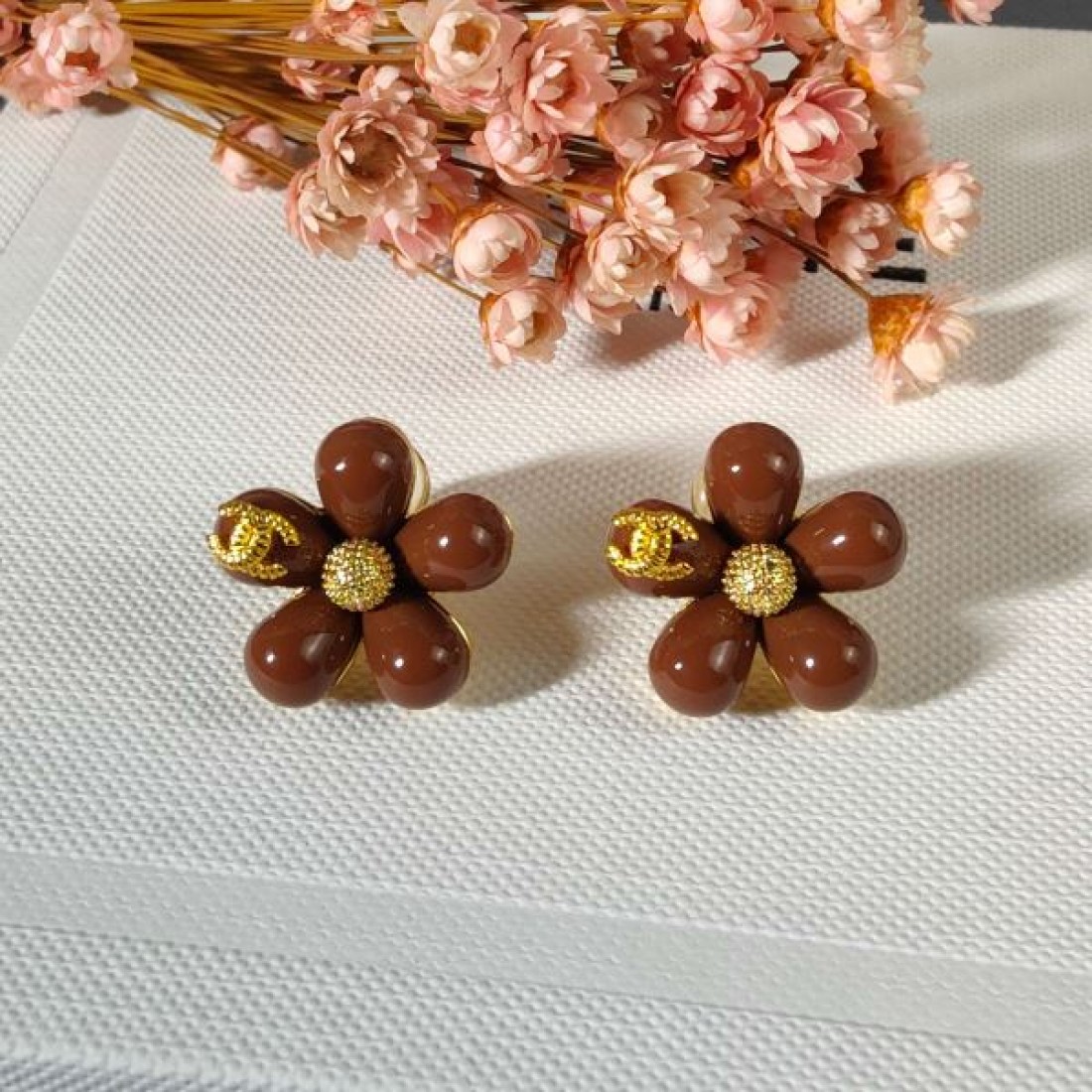 華やか 上品 CHANEL シャネル コピー イヤリング 高級感漂う 存在感抜群