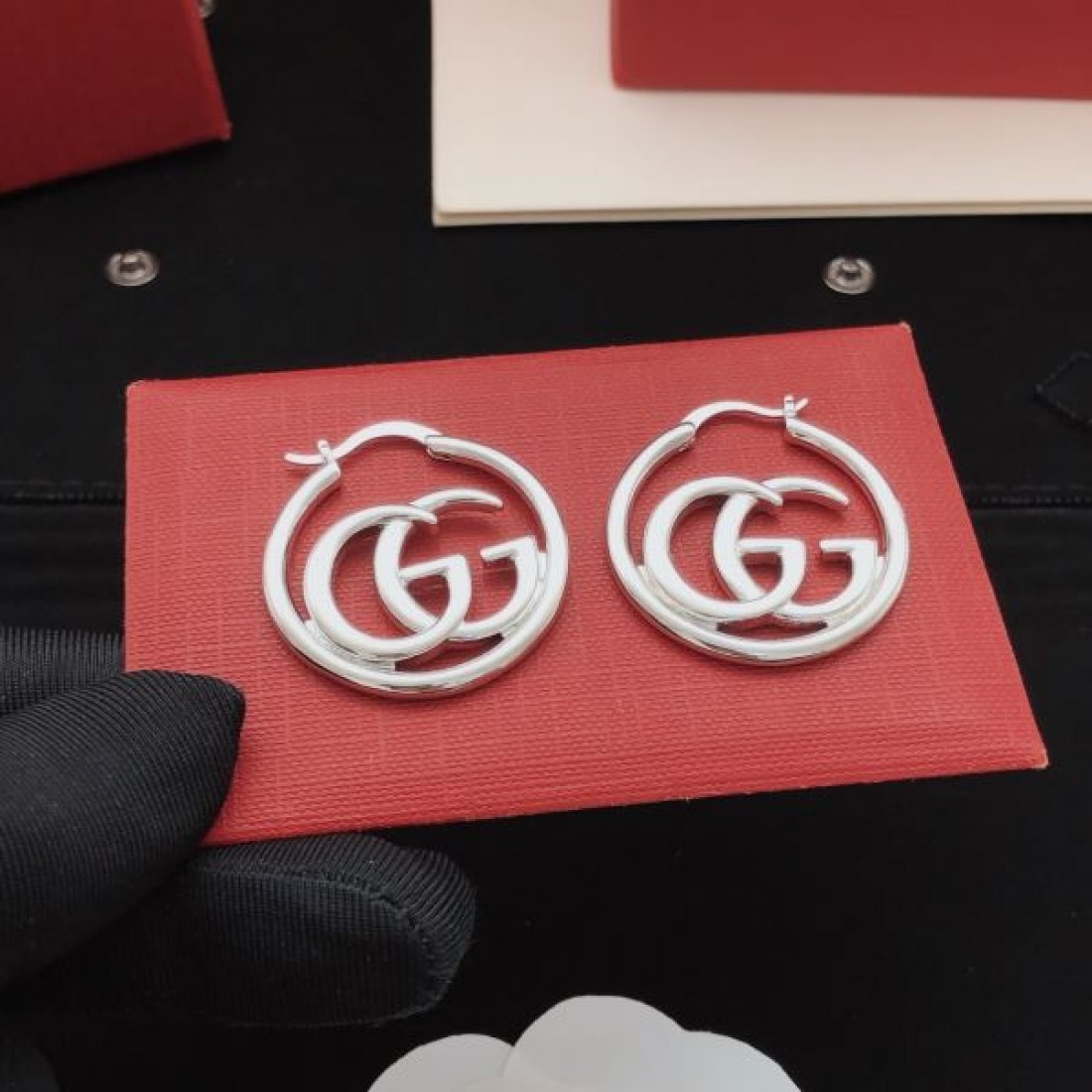 高級感 洗練 GUCCI グッチ コピー イヤリング 上品 エレガント