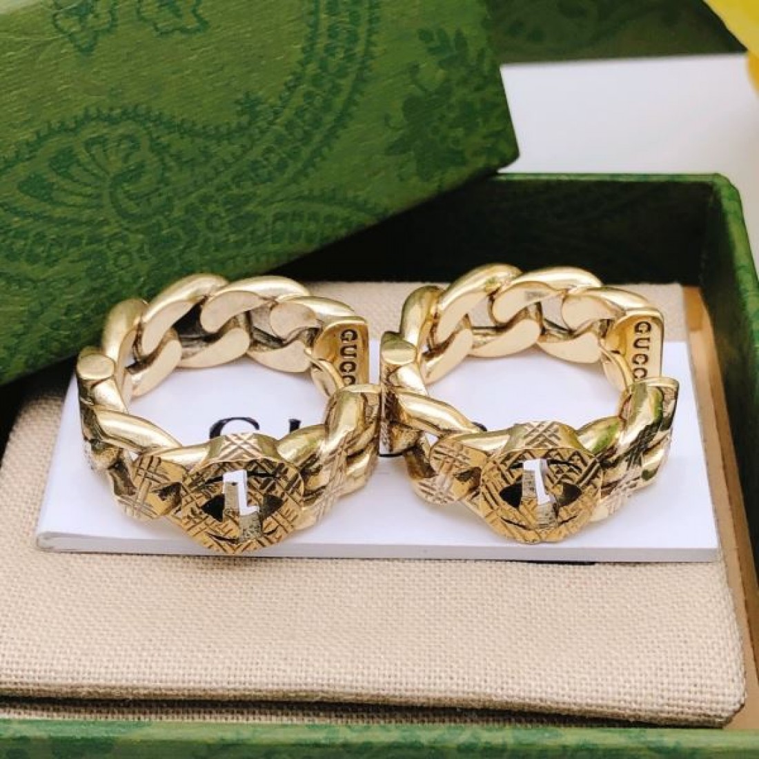 スタイリッシュ 知的 GUCCI グッチ コピー イヤリング デザイン性高 耐久性良好