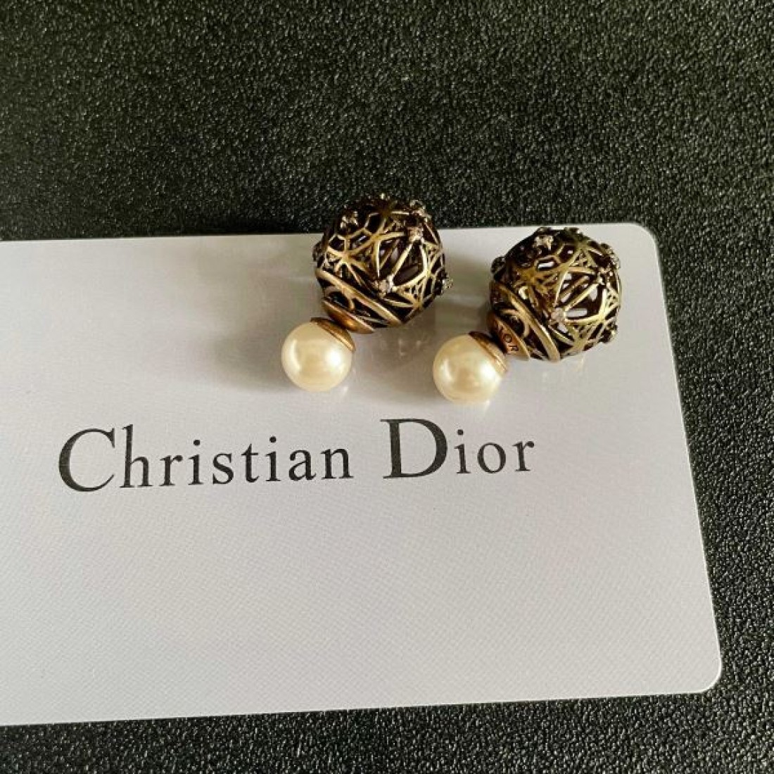 エレガント 都会的 GUCCI グッチ コピー イヤリング デザイン性抜群 状態良好