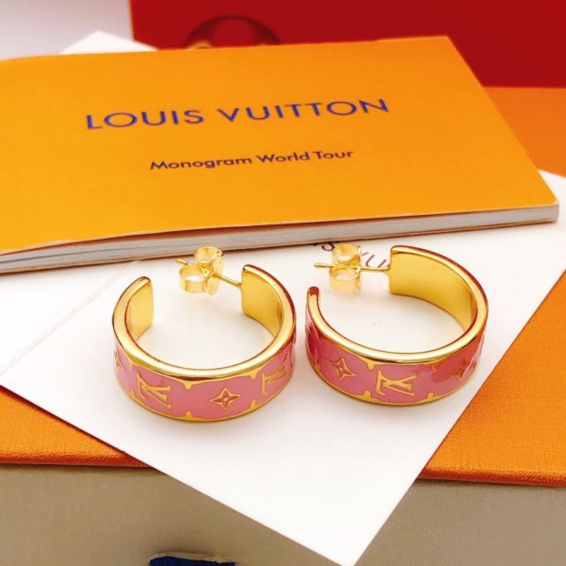 高級路線 優雅 LOUIS VUITTON ルイヴィトン コピー イヤリング ブランド感 耐久性良好