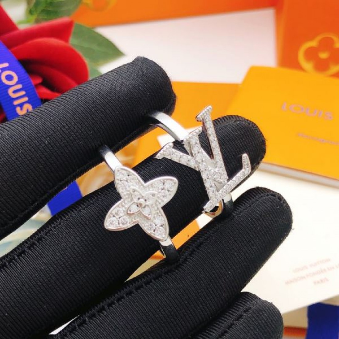 上品 雰囲気良 LOUIS VUITTON ルイヴィトン スーパーコピー イヤリング 万能型