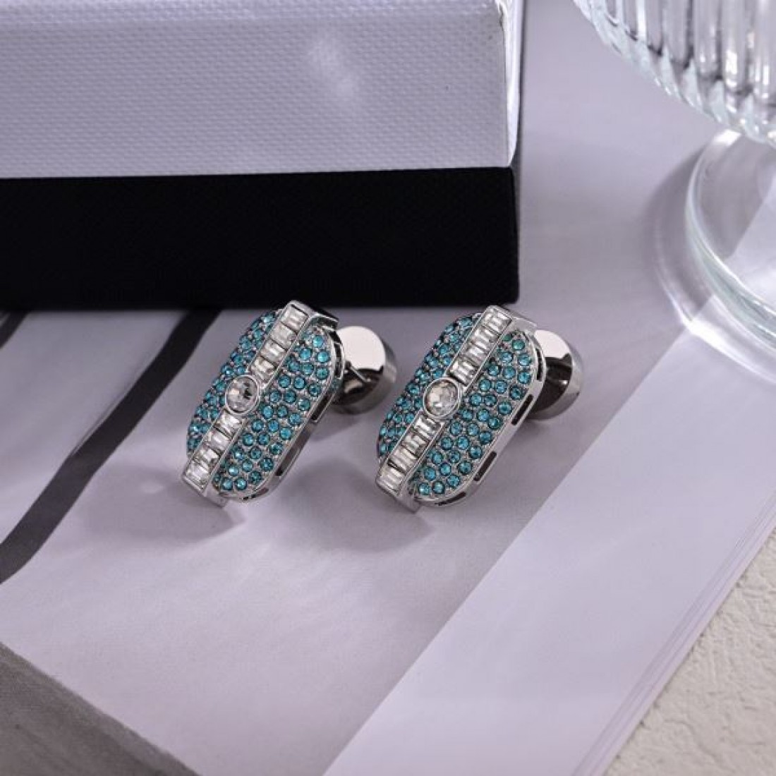  人気 定番 MIU MIU ミュウミュウ スーパーコピー イヤリング 新品