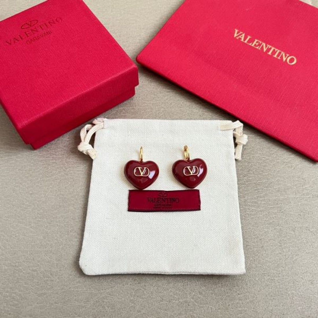 クラシック 気品 大人向け VALENTINO ヴァレンティノ コピー イヤリング 上品