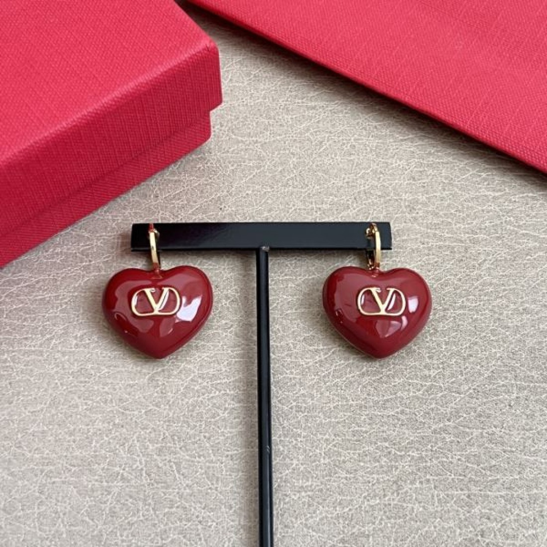 クラシック 気品 大人向け VALENTINO ヴァレンティノ コピー イヤリング 上品