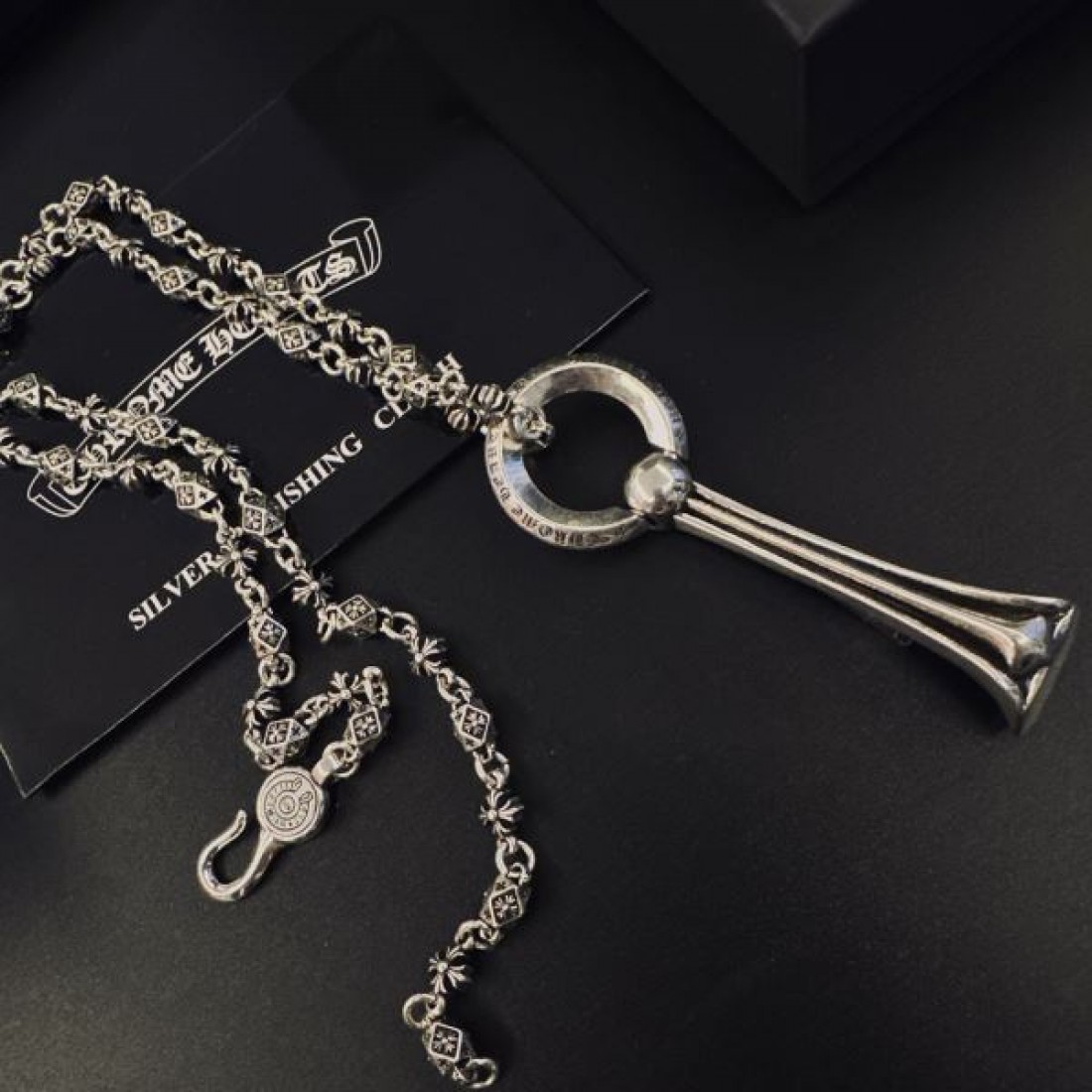 CHROME HEARTS クロムハーツ コピー ネックレス 存在感 渋い 人気