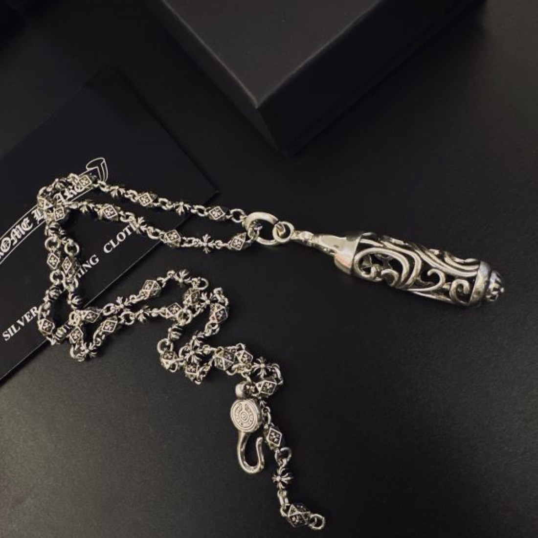 洗練 CHROME HEARTS クロムハーツ コピー ネックレス 男前 おしゃれ 注目