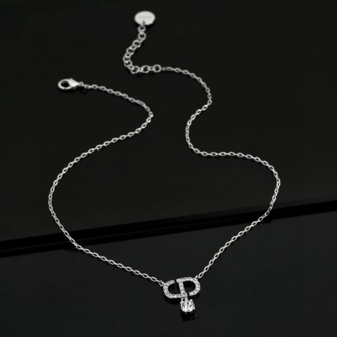 クラシック 洗練 気品 DIOR ディオール コピー ネックレス 存在感 大人っぽい