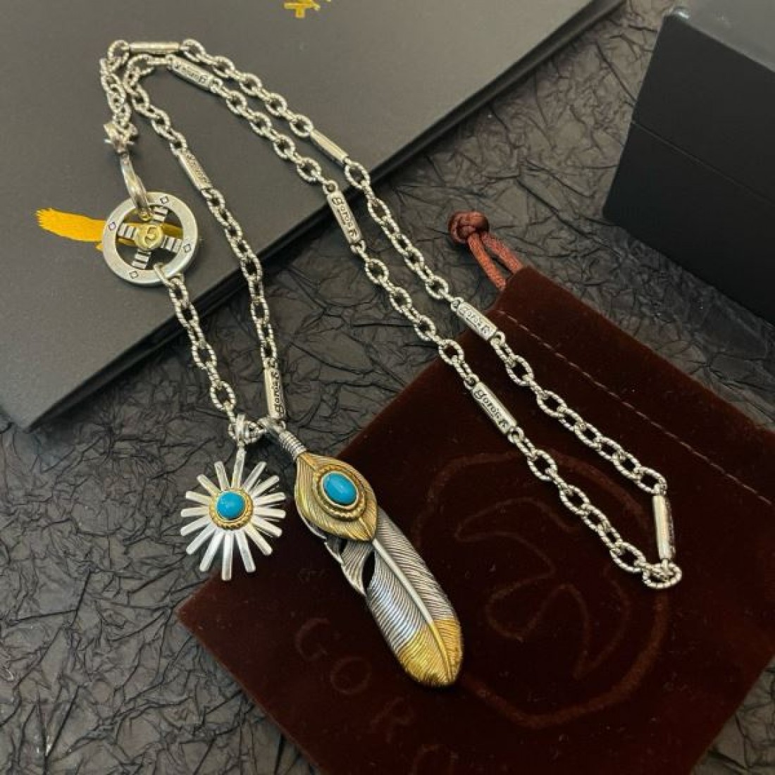 重厚感 定番 男前 GOROS ゴローズ コピー ネックレス 存在感 渋い 人気