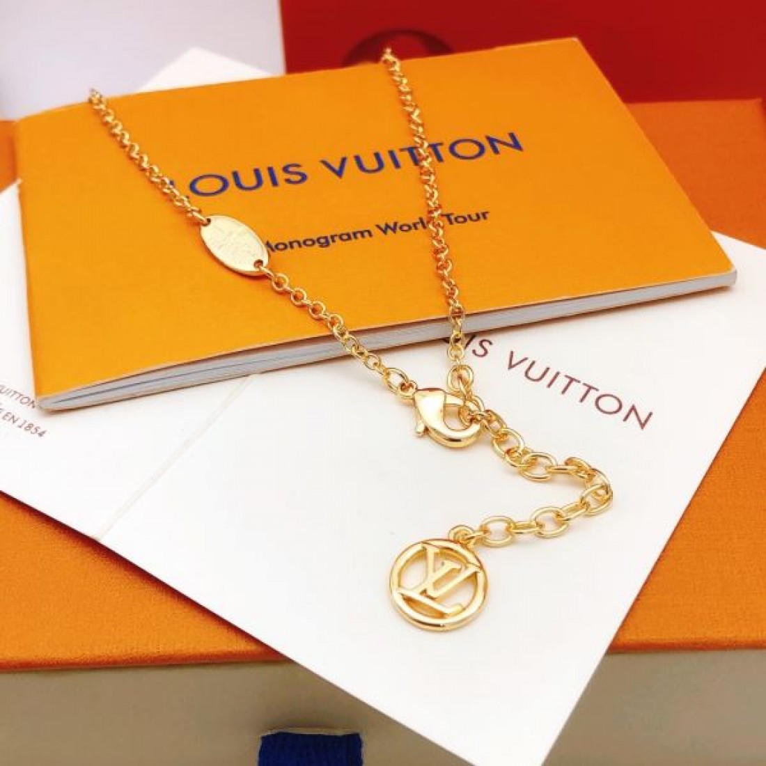 フェミニン LOUIS VUITTON ルイヴィトン コピー ネックレス 可愛い 上質 注目