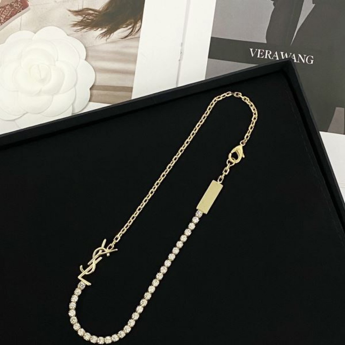 シック モード感 スタイリッシュ YSL サンローラン コピー ネックレス 存在感