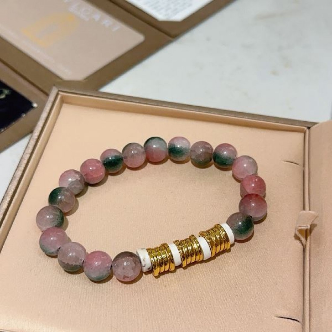 上質 BVLGARI ブルガリ コピー ブレスレット きらめき おしゃれ 高評価