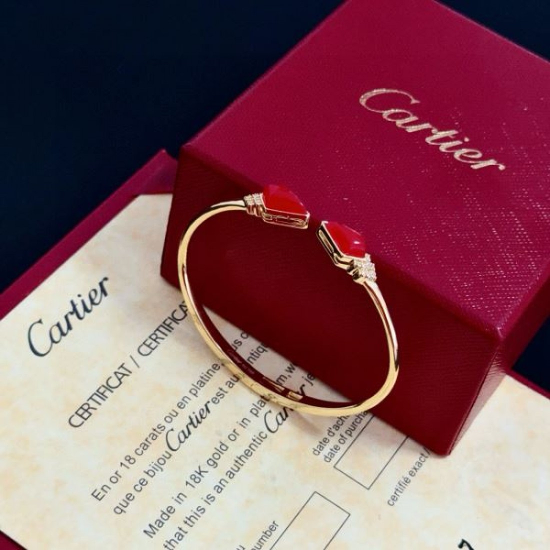 端正 ミニマル 上質 CARTIER カルティエ コピー ブレスレット 大人女子