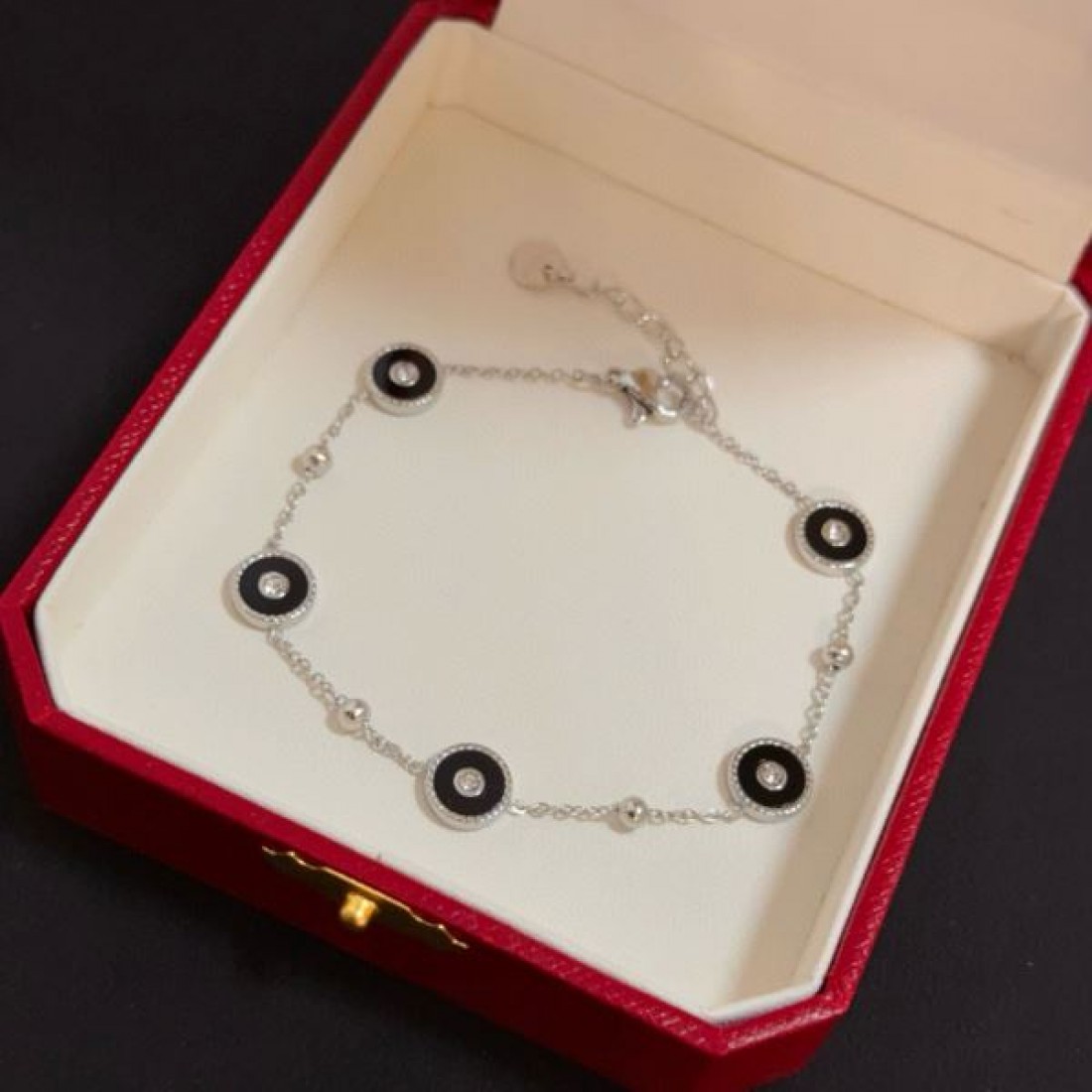 定番 ハイブランド 洗練 CARTIER カルティエ コピー ブレスレット 万能