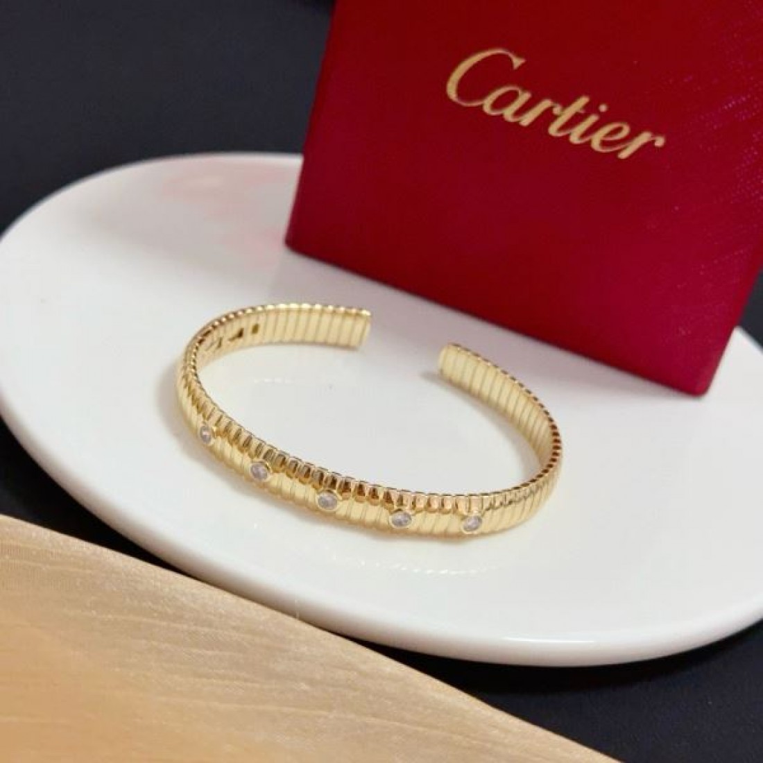 上品 高級感 洗練 CARTIER カルティエ スーパーコピー ブレスレット エレガント