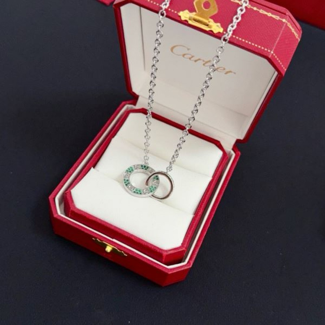 高級感 CARTIER カルティエ スーパーコピー ネックレス 洗練 エレガント 人気