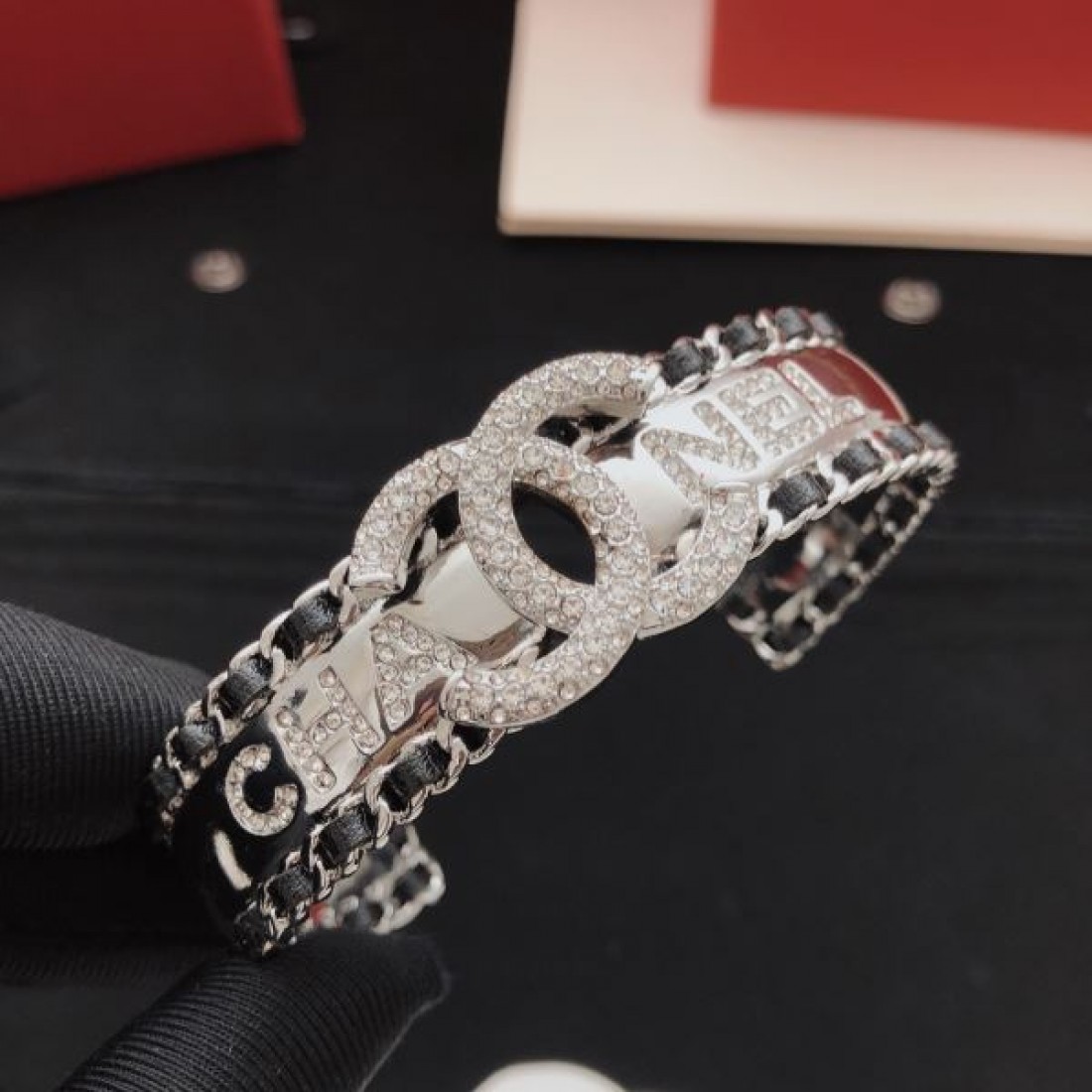 大人っぽい 上品 高級 CHANEL シャネル コピー ブレスレット きれいめ