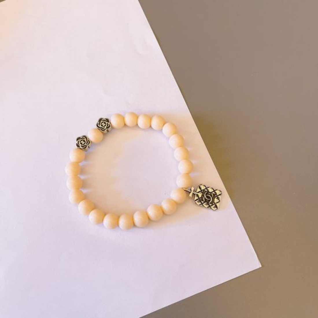 上品 高級感 洗練 CHANEL シャネル コピー ブレスレット 華やか エレガント 