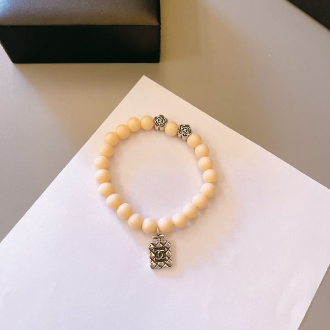 上品 高級感 洗練 CHANEL シャネル コピー ブレスレット 華やか エレガント 