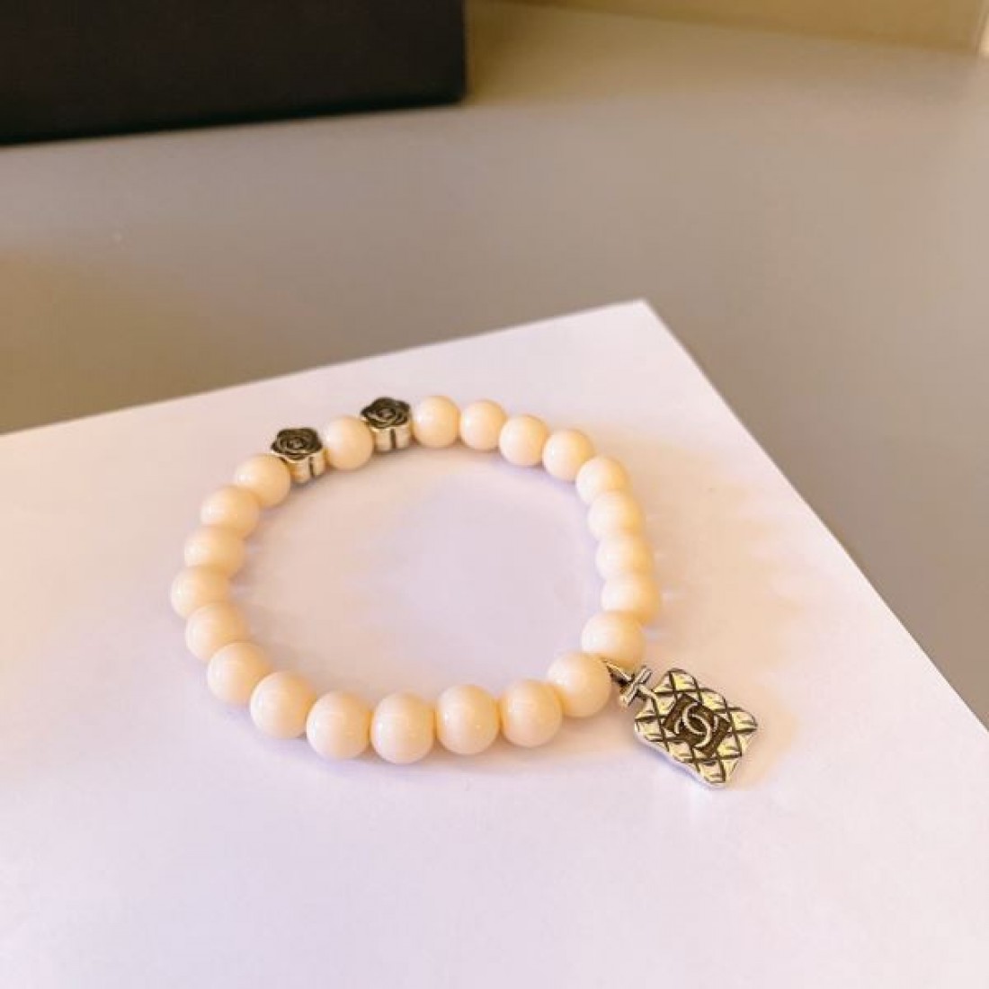 上品 高級感 洗練 CHANEL シャネル コピー ブレスレット 華やか エレガント 