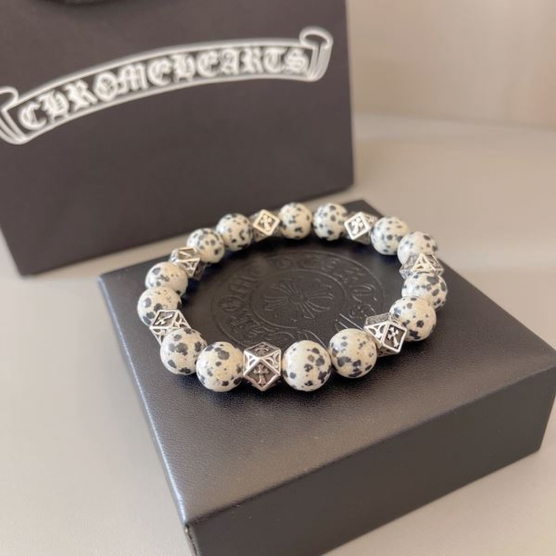 重厚感 CHROME HEARTS クロムハーツ コピー ブレスレット 高評価 人気