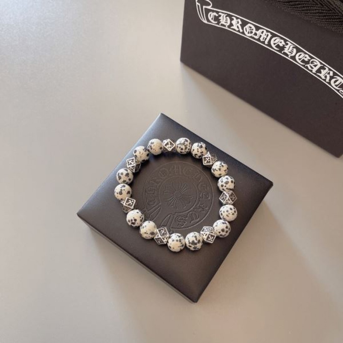 重厚感 CHROME HEARTS クロムハーツ コピー ブレスレット 高評価 人気