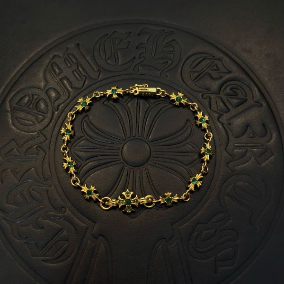 洗練 CHROME HEARTS コピー クロムハーツ ブレスレット 存在感 注目 人気