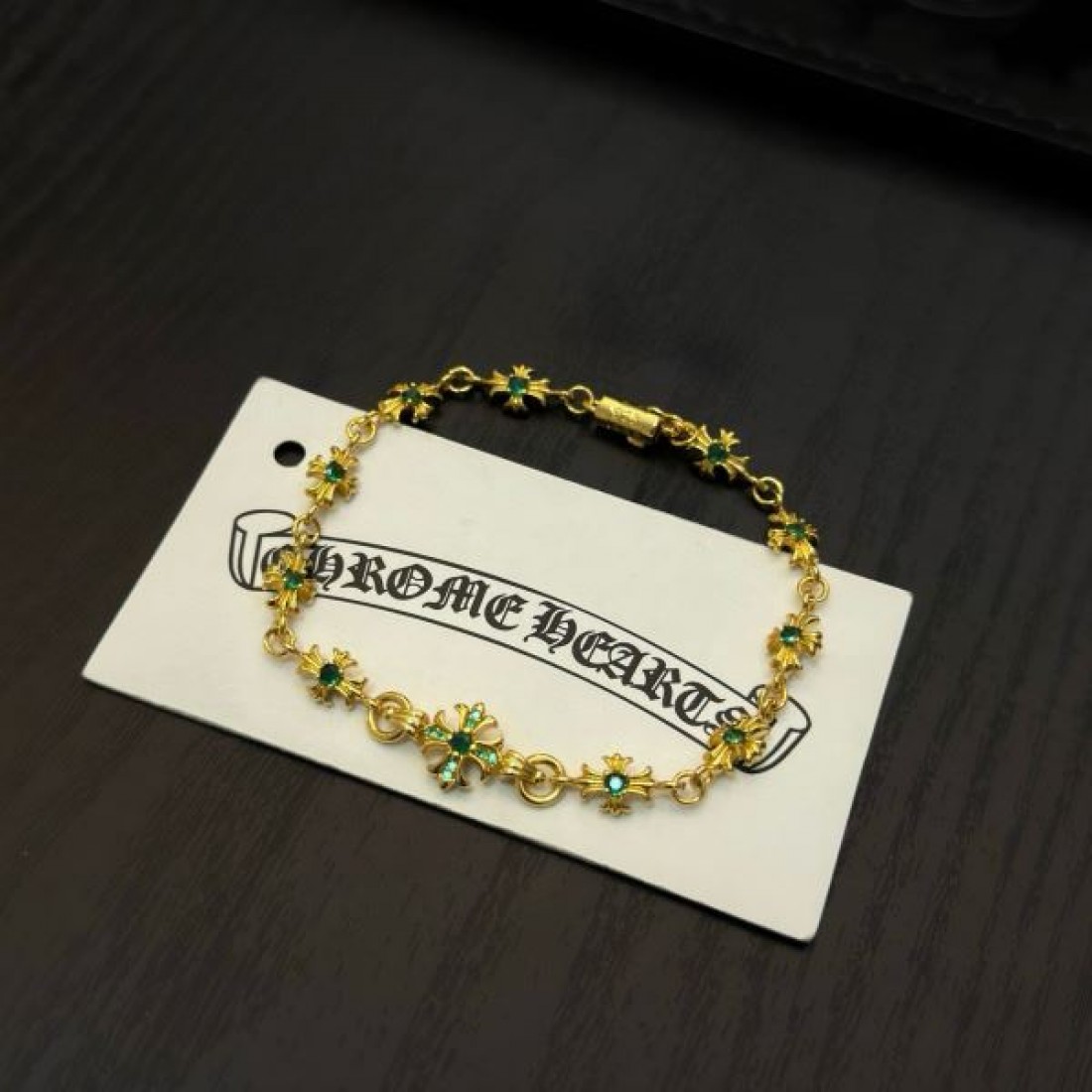 洗練 CHROME HEARTS コピー クロムハーツ ブレスレット 存在感 注目 人気