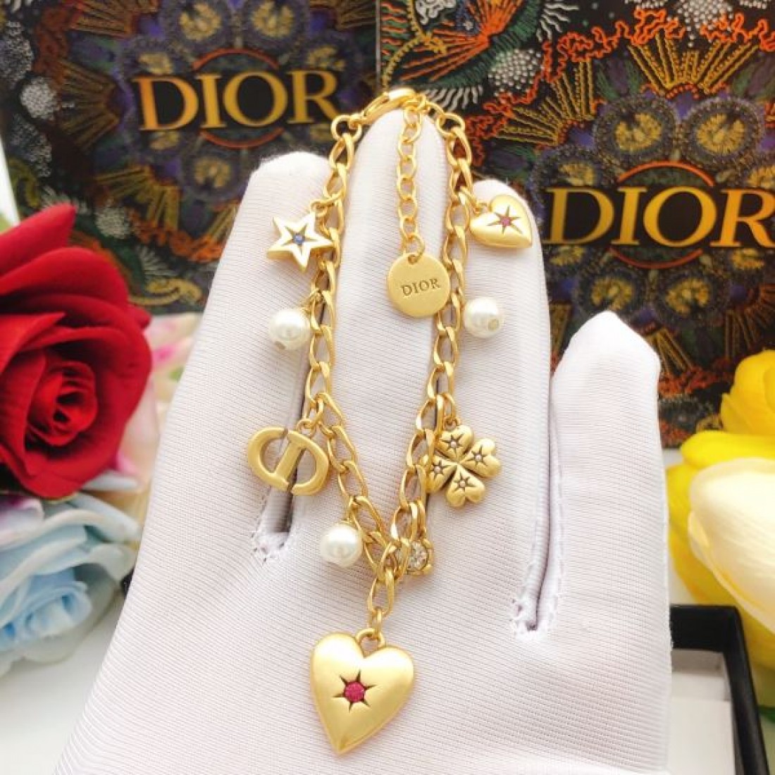 女性的 上質 DIOR ディオール コピー ブレスレット 高級感 上品 洗練
