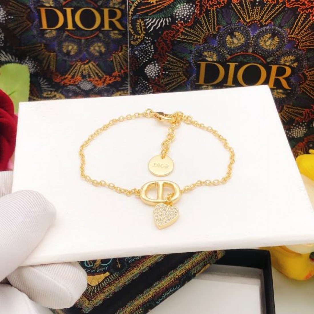  端正 モード DIOR ディオール コピー ブレスレット 大人っぽい 高見え 人気