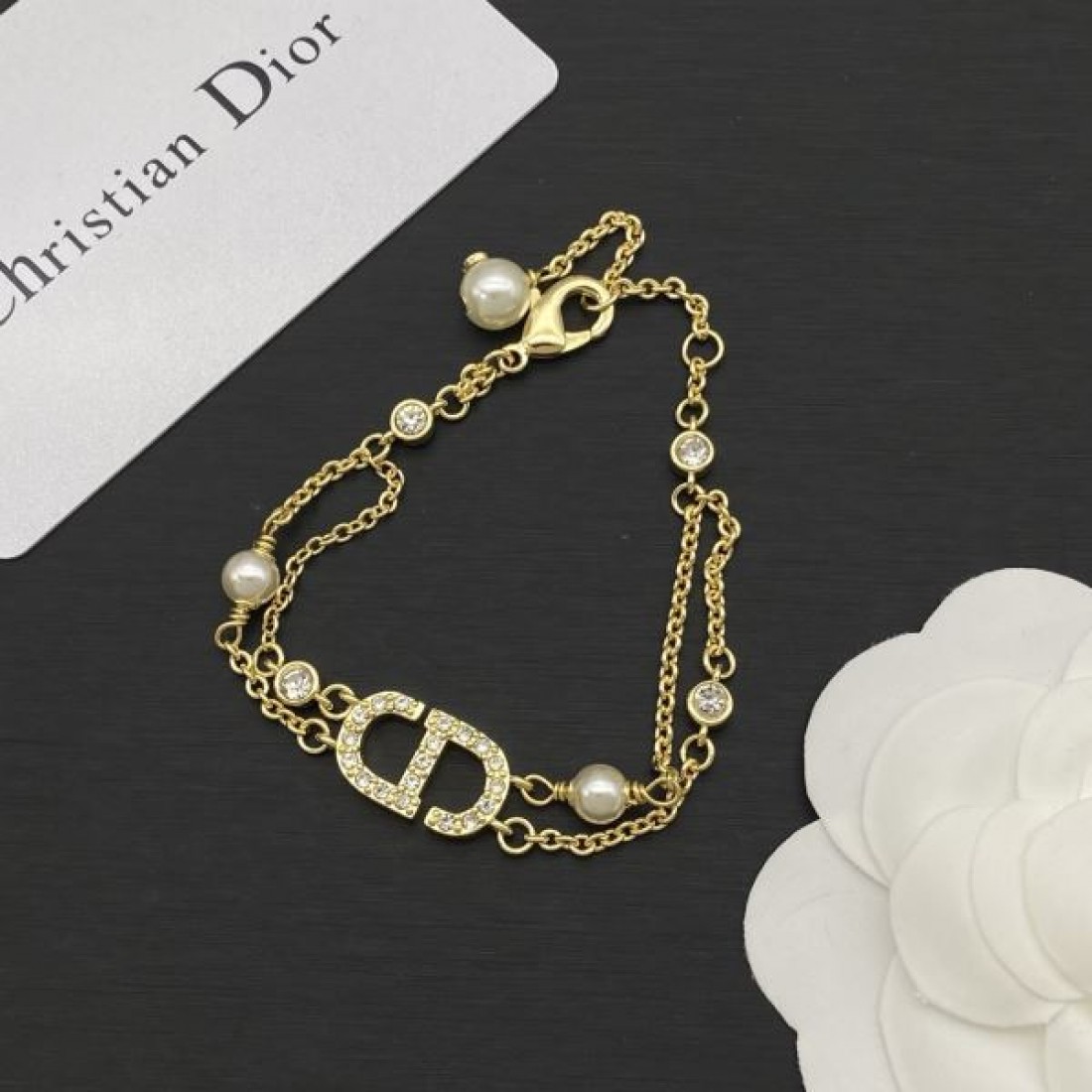 クラシック  DIOR ディオール コピー ブレスレット 存在感 上品 安定感