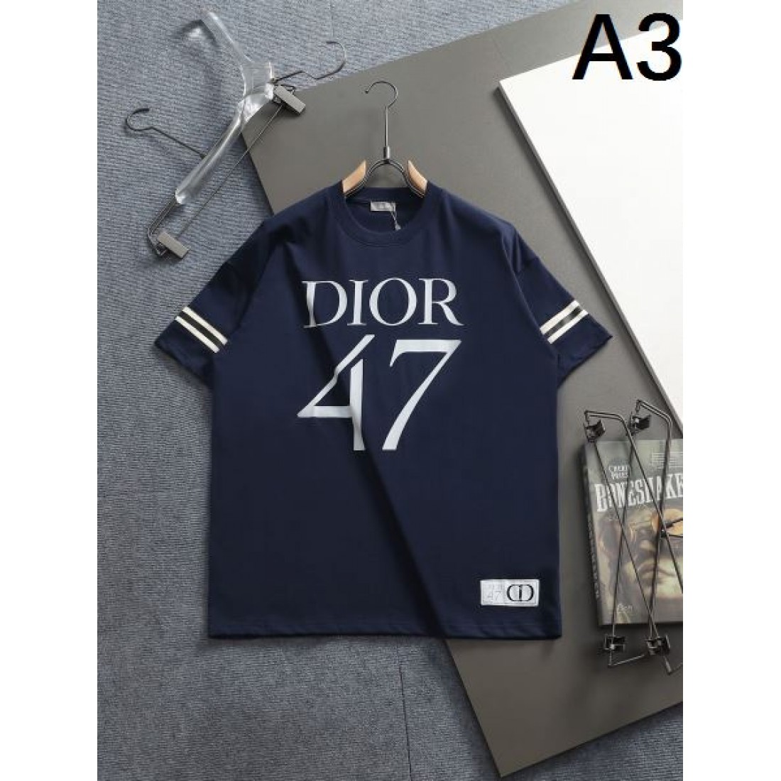 エレガント 気品 上質 DIOR ディオール コピー 半袖Tシャツ 華やか 洗練 人気