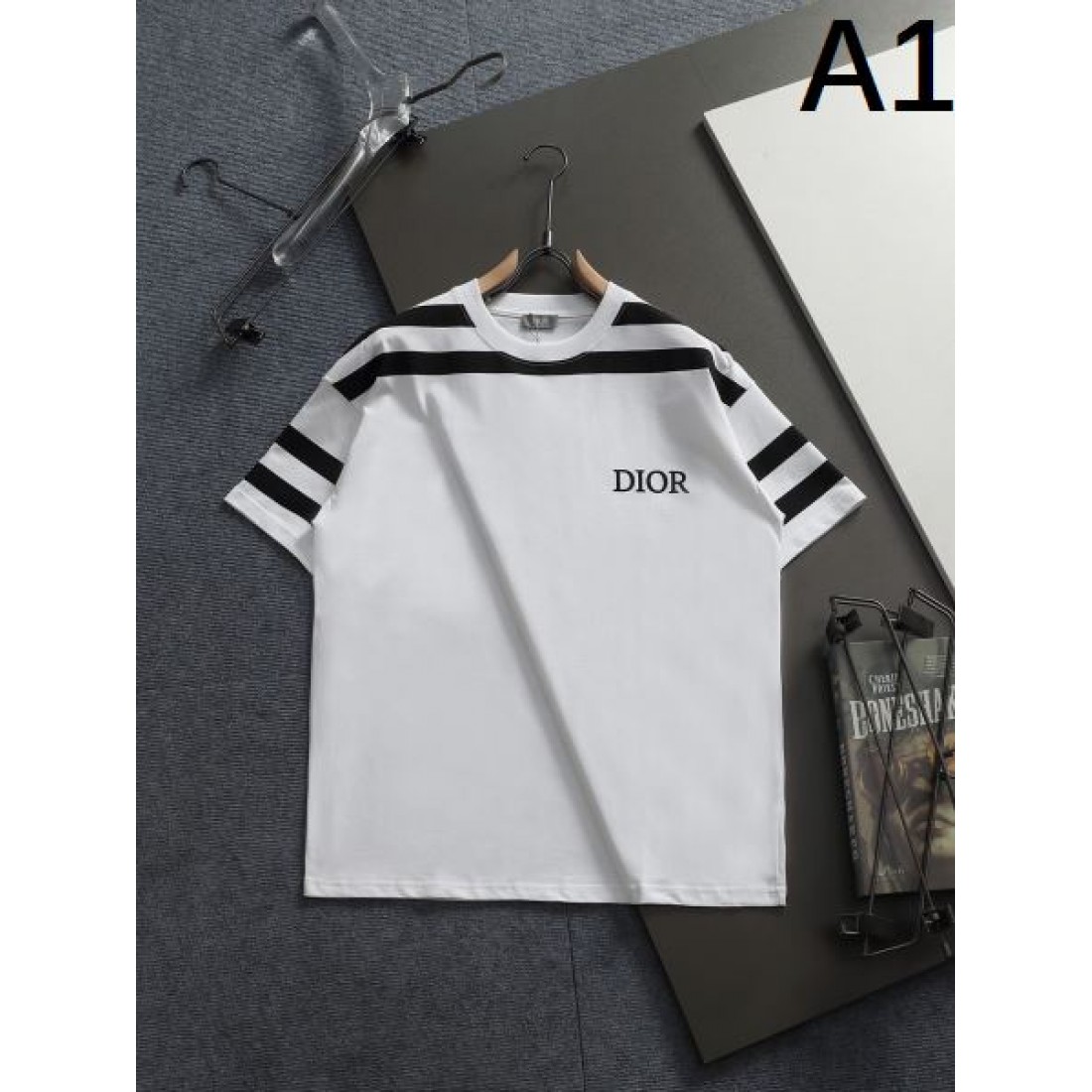 モダン シック 大人向け DIOR ディオール コピー 半袖Tシャツ 上品 旬 スマート