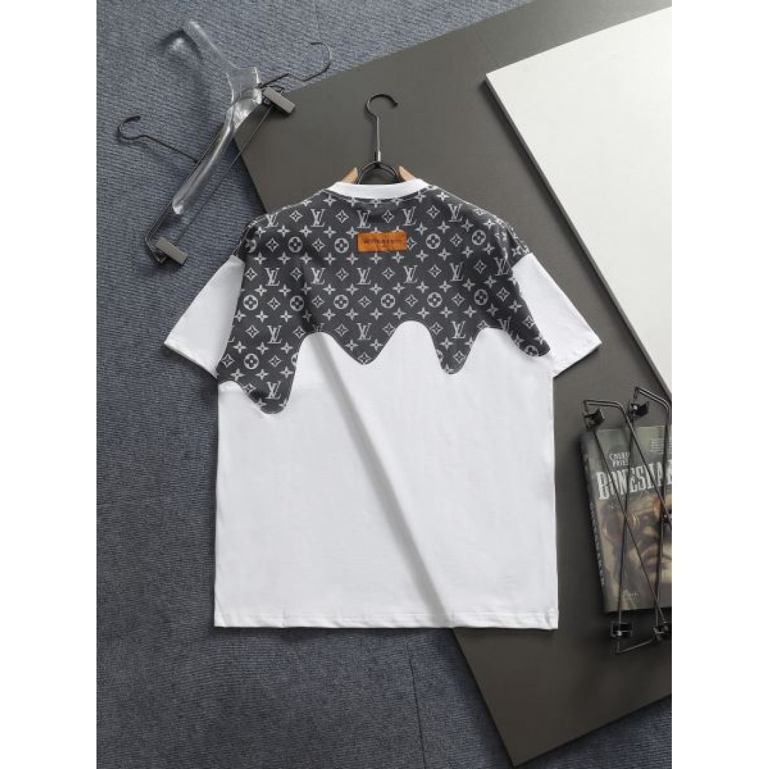 ハイセンス モダン 上品 LOUIS VUITTON ルイヴィトン コピー 半袖Tシャツ 存在感