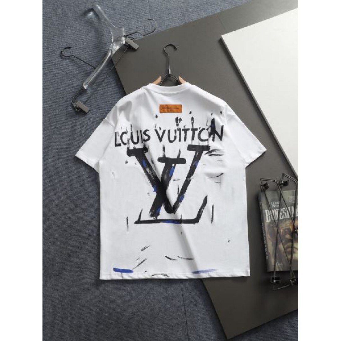  シンプル クリーン LOUIS VUITTON ルイヴィトン コピー 半袖Tシャツ 人気