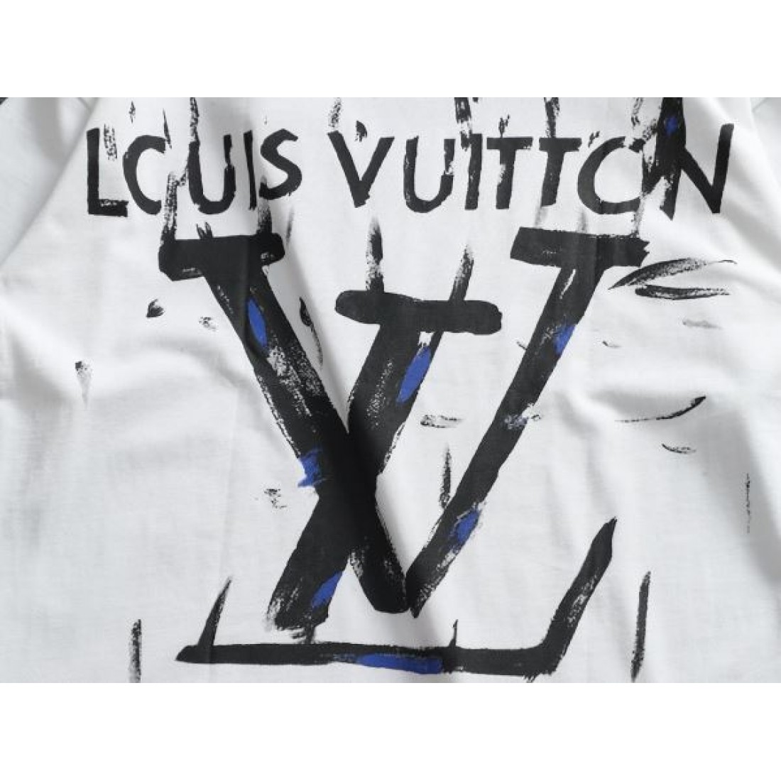  シンプル クリーン LOUIS VUITTON ルイヴィトン コピー 半袖Tシャツ 人気