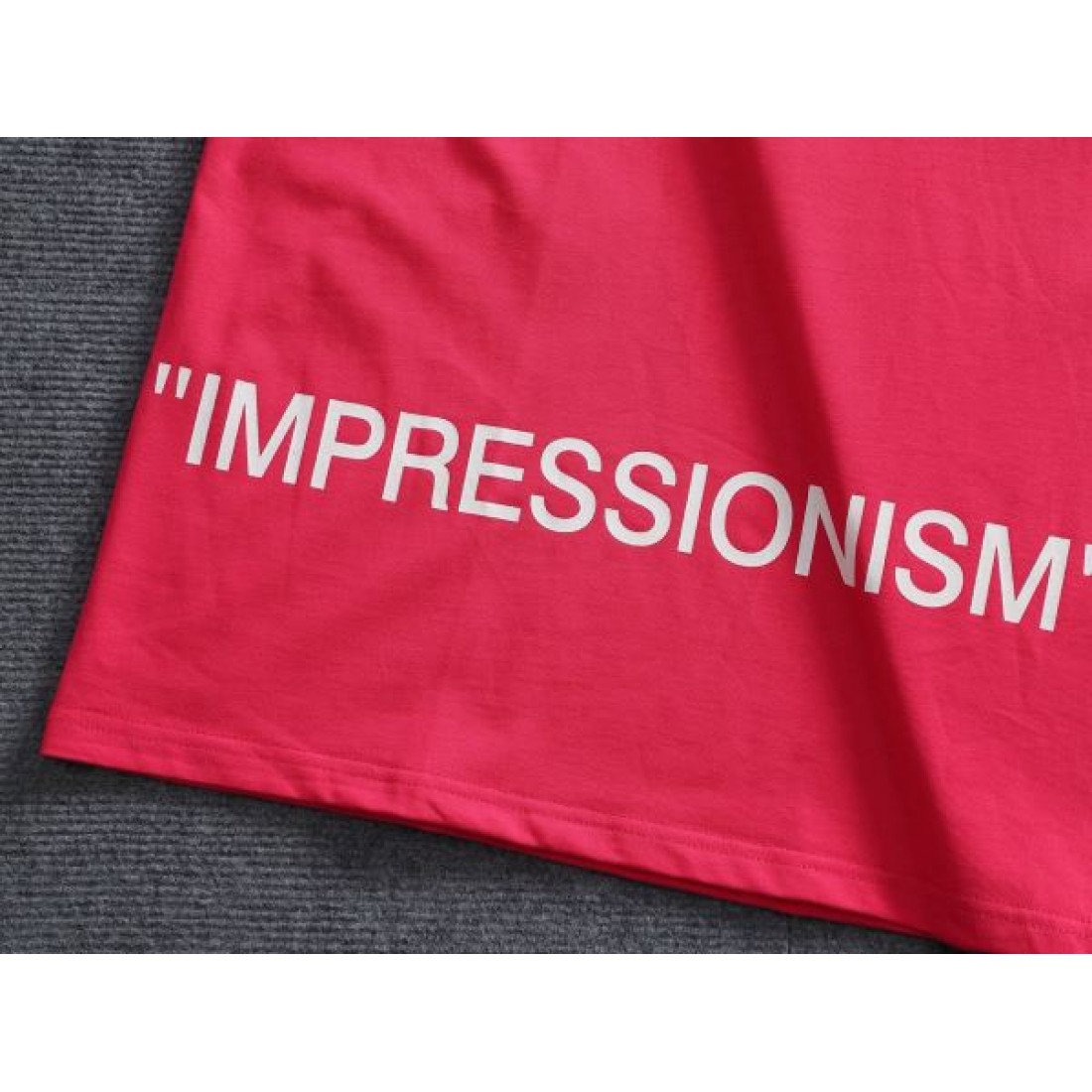 モード スタイリッシュ 現行風 OFF-WHITE オフホワイト コピー 半袖Tシャツ 存在感 