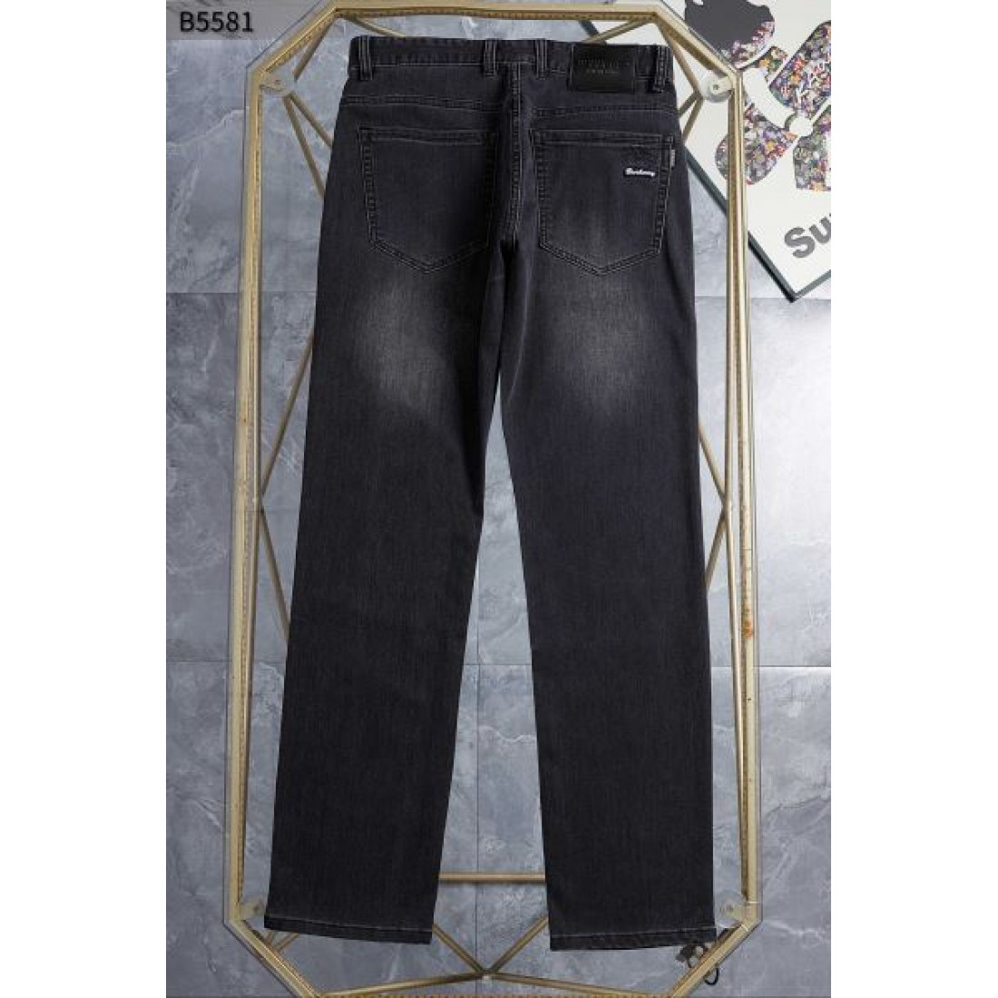 英国調 端正 上品 BURBERRY バーバリー コピー ジーンズ 高見え きちんと感 定番