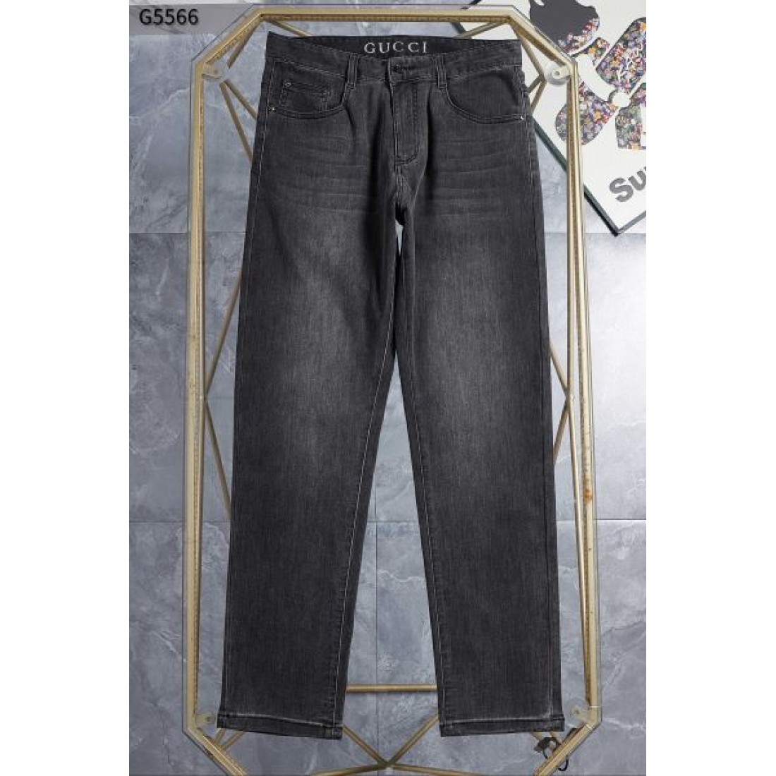 華やか 高級感 洗練 GUCCI グッチ コピー ジーンズ 存在感 おしゃれ 目玉