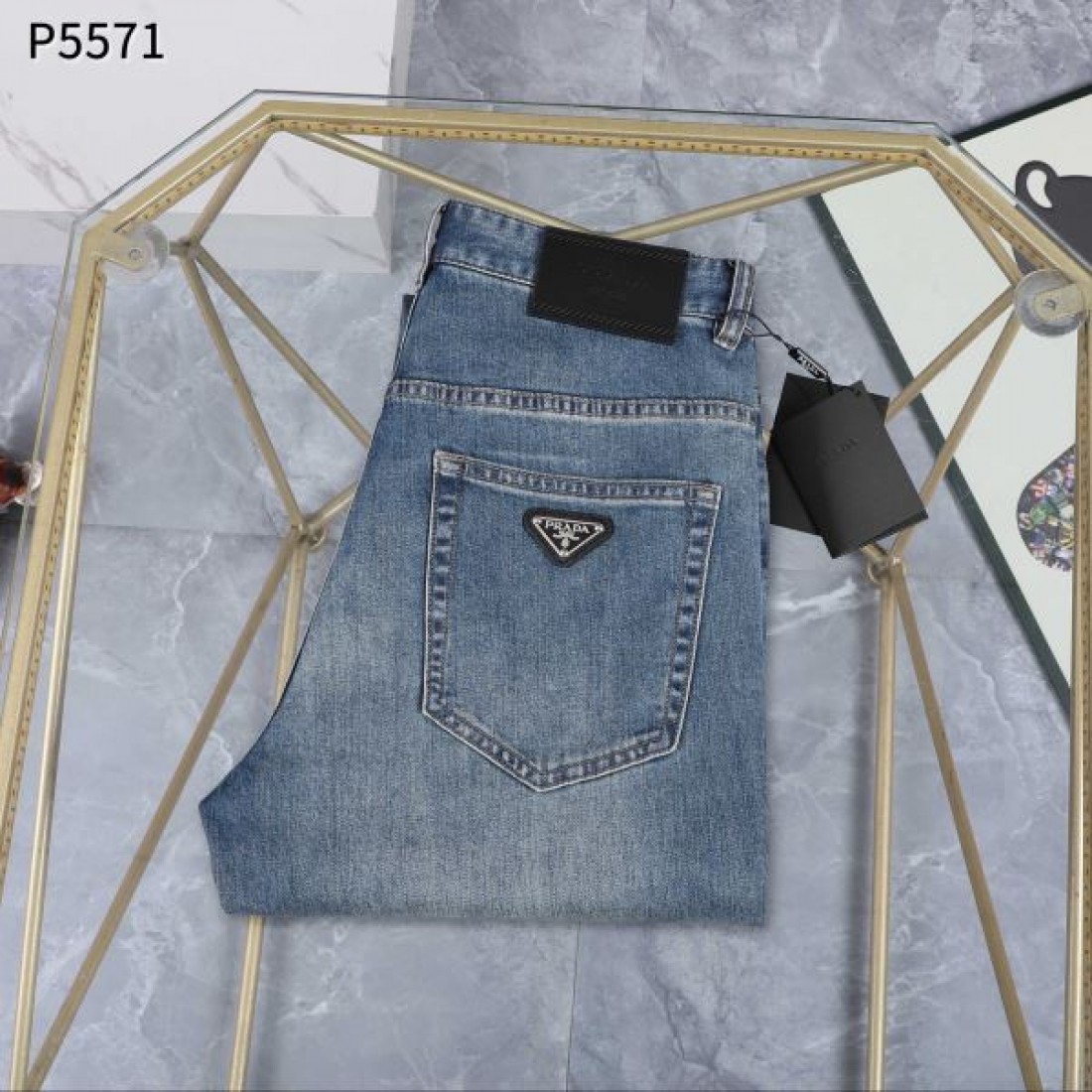 モード感 高級 上品 PRADA プラダ コピー ジーンズ 洗練 大人っぽい 人気